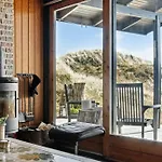 70's Style Summerhouse Near * 洛肯