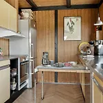 70's Style Summerhouse Near 度假居