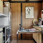 70's Style Summerhouse Near 度假居 *
