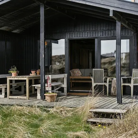 70's Style Summerhouse Near 洛肯