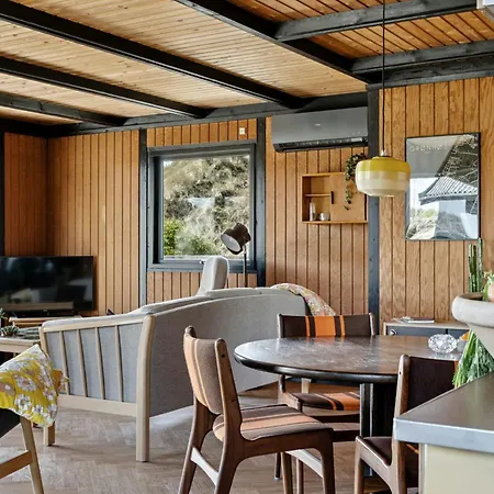 70's Style Summerhouse Near *